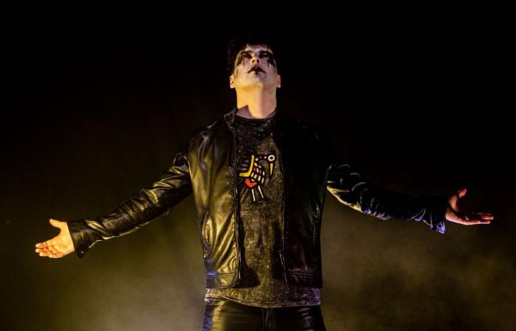 El músico no se detiene.