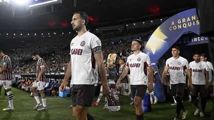Carlos Izquierdoz habló de la violencia policial en el Maracaná.