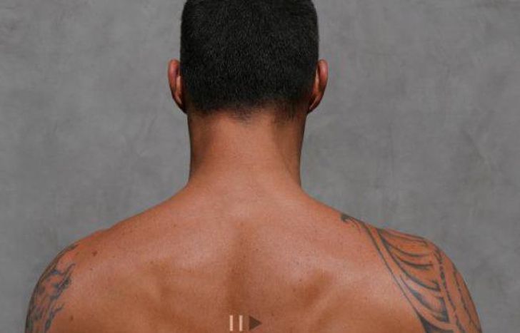 El nuevo trabajo de llama Pausa.