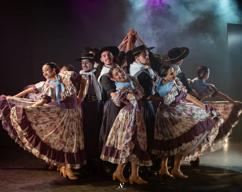 El Ballet La Patriada celebra seis años de folklore en Lomas de Zamora