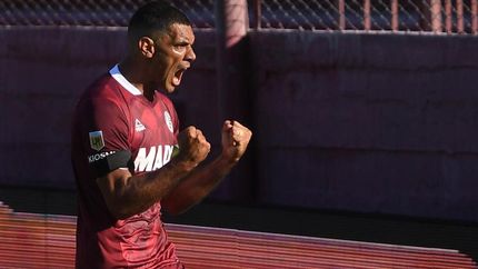 Sand volvió a ser importante y anotó el gol del triunfo. Sand volvió a ser importante y anotó el gol del triunfo.