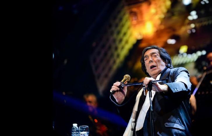 Es el tipo más popular y talentoso que tenemos, sería una lástima que se meta en política, afirmó Cacho.