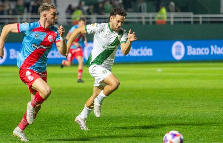 Arsenal y Banfield empataron en un partido sin goles.