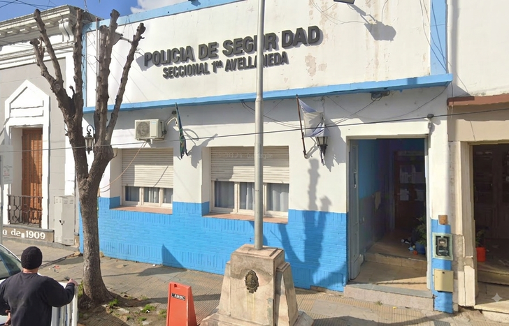 La Comisaría de Avellaneda donde fue trasladado el detenido.