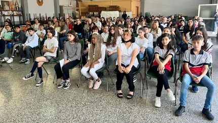 Escuelas de Banfield y Lomas participaron del encuentro.