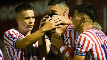 Los Andes va por tres puntos importantes ante Alvarado. Los Andes va por tres puntos importantes ante Alvarado.