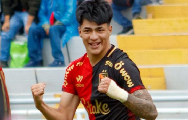El extremo derecho juega en el fútbol peruano y es figura de Melgar.