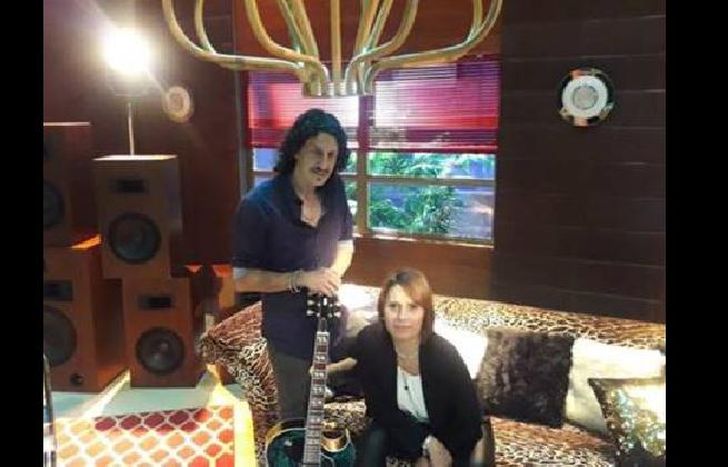 PAREJA EN LA MÚSICA Y EN LA VIDA.