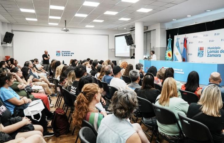 Más de 100 emprendedores participaron del encuentro para cerrar el año.