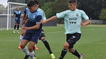 Un combinado de Temperley se presentó en Ezeiza. Un combinado de Temperley se presentó en Ezeiza.