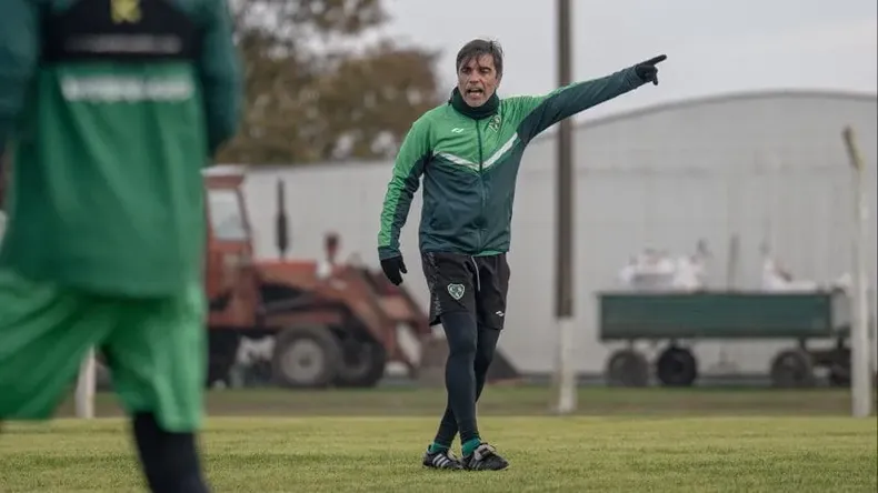 Sarmiento, el último club que dirigió Javier Sanguinetti.
