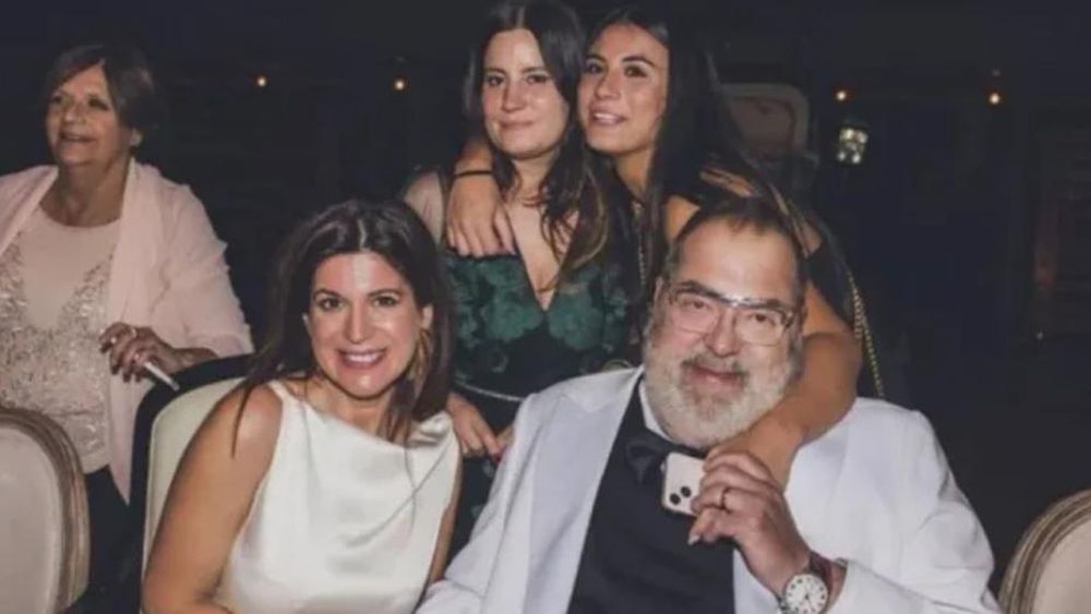 Jorge Lanata, con Elba Marcovecchio y sus hijas.