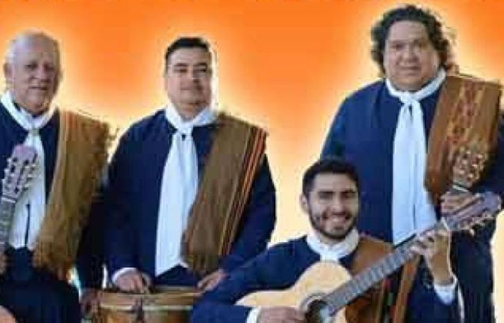 Los Manseros Santiagueños, en Lomas.