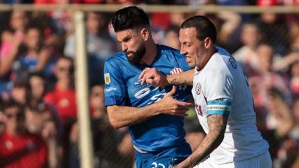 Lema se mostró molesto por el punto logrado en Santa Fe.