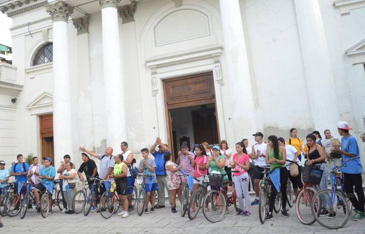 Personas de todas las edades harán una procesión de fe.