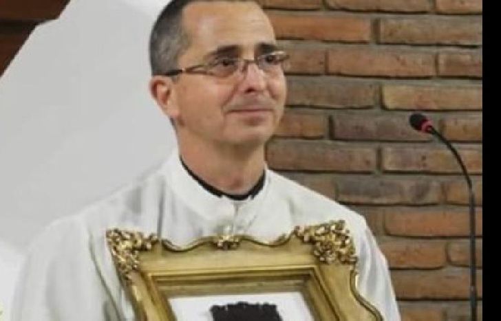 El diácono fue hallado en su propia casa sin vida.