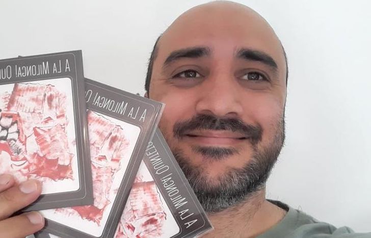 Javier Vzquez es de Banfield y el violista del grupo.