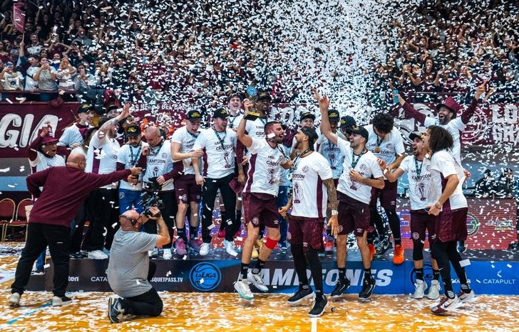 Lanús vuelve a la Liga Nacional después de 10 años.