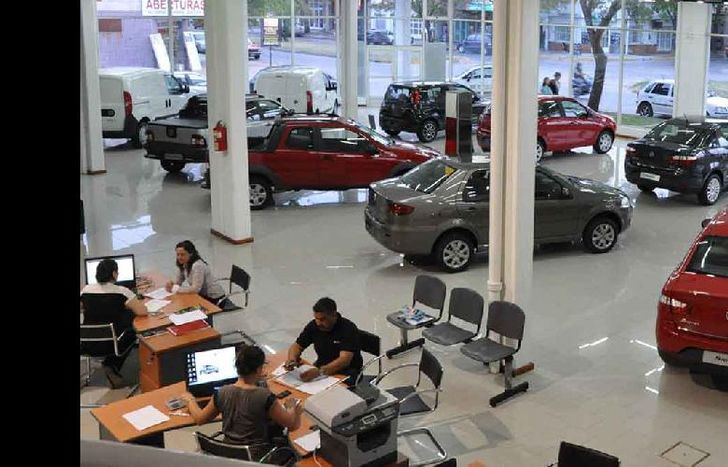 En diciembre de 2018 se necesitaron 15,5 sueldos para comprar un vehículo.