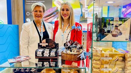 Cielos Pampeanos en el stand de la Feria de Alimentos APAS.