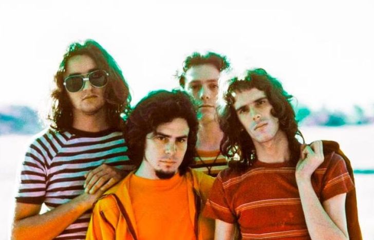 Emilio, entre Rodolfo y Luis.