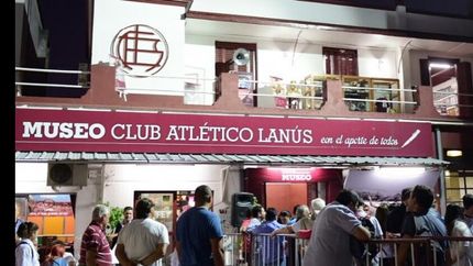 lanus puso una biblioteca digital en medio de la pandemia lanus puso una biblioteca digital en medio de la pandemia