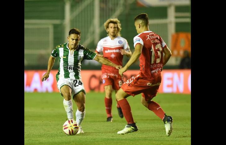 Banfield intentará mejorar la pálida imagen que dejó ante Argentinos.