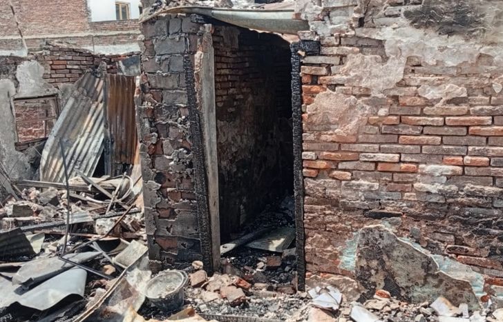 El incendio ocurrido en Parque Barón destruyó la casa casi por completo.