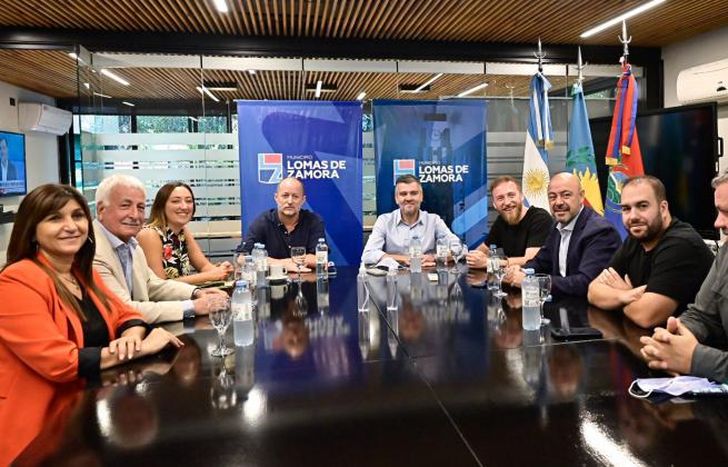 Insaurralde encabezó la reunión en Lomas.