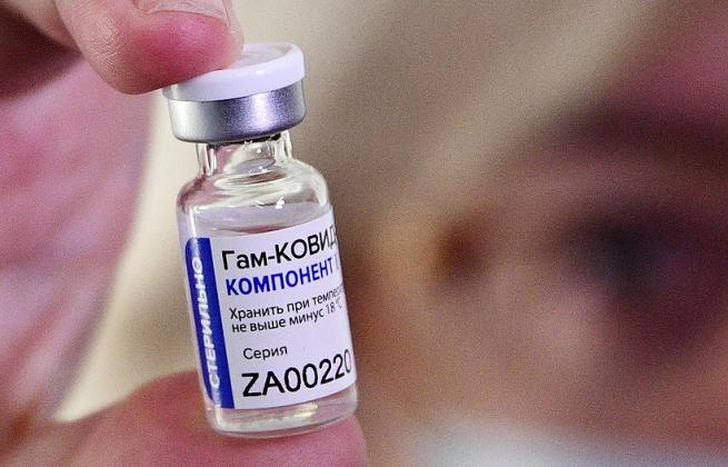 La Sputnik V genera anticuerpos en un 94% con la primera dosis.