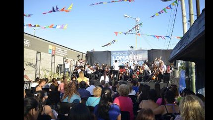 fiorito prepara un gran espectaculo con la tematica de sandro