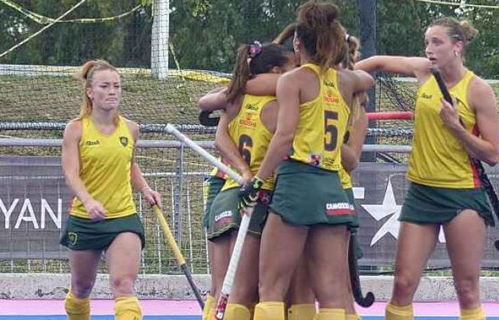 Las Conejas no se bajan de la punta del Metro Femenino.