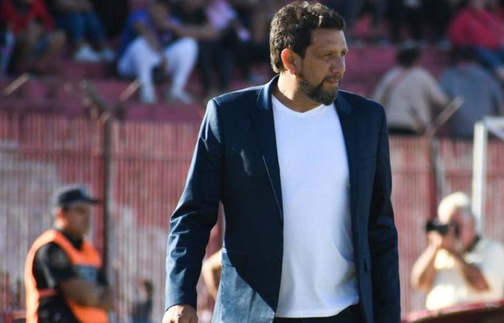 Guillermo Szeszurak mantiene la mente fría para encarar la última parte del Torneo Apertura de la Primera B.