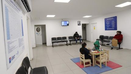 Lesci recorrió una de las obras concluidas, la del Centro Integral Mariano Moreno.