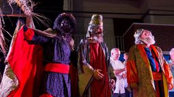 Melchor, Gaspar y Baltasar llegaron a Lomas.