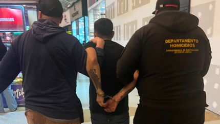 El momento de la detención en el Coto de Temperley.