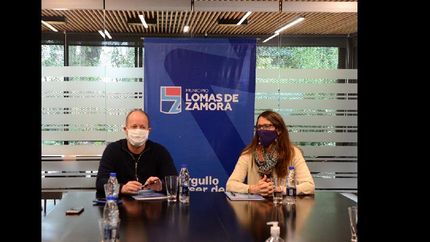 instalaran un vagon para la asistencia a victimas de violencia de genero en una estacion de tren de lomas