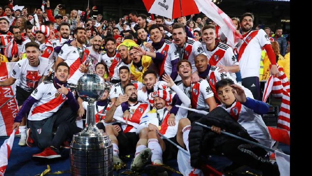 El TAS mantuvo el triunfo de River en Madrid, pero también lo sancionó