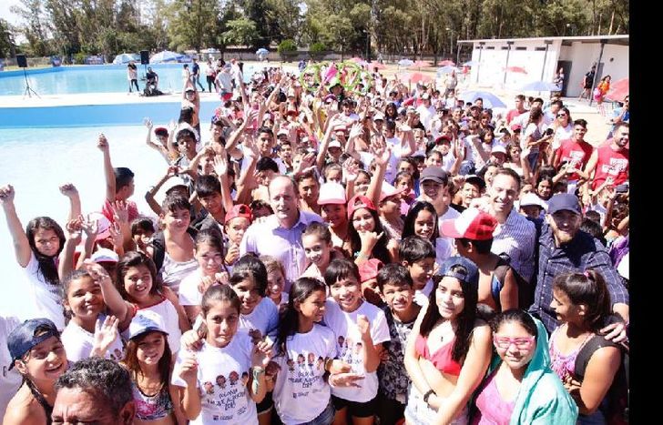 el intendente visitó a los pequeños esta semana.