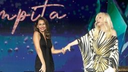 Pampita y Susana.