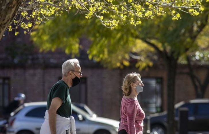 En febrero comenzaría la vacunación a mayores de 60.