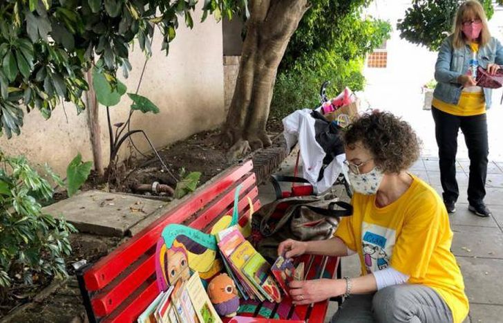 En el patio del hospital prepararon los regalos.