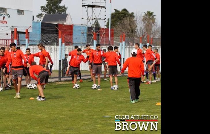 Brown tiene dos amistosos ya confirmados: ante Banfield y Estudiantes de Buenos Aires.