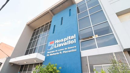 El nene fue llevado al Hospital Llavallol, pero no logró sobrevivir. El nene fue llevado al Hospital Llavallol, pero no logró sobrevivir.