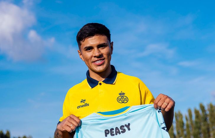 Dylan Aquino fue presentado en su nuevo club.
