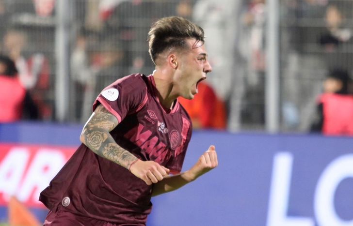 Lucas Besozzi, el más castigado de Lanús.