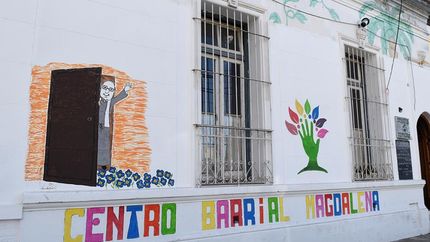 En Boulevard Polonia 33, Llavallol.