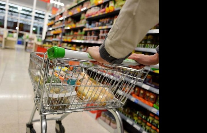 No se puede mejorar el consumo con 4% de inflación mensual, apuntó el economista Fausto Spotorno.