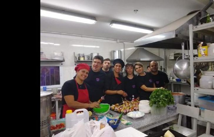 los integrantes del taller elaborarán pastelitos, locro y empanadas.