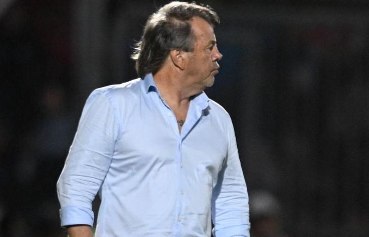 Zielinski analiza tres variantes.